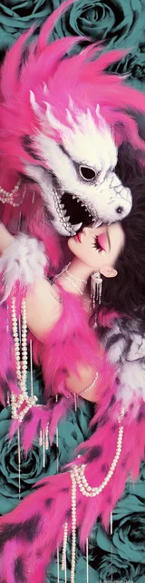 Free dragon bookmark featuring a dragon doing a face chomp